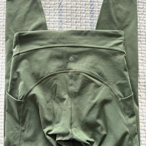 lululemon Women's Green leggings